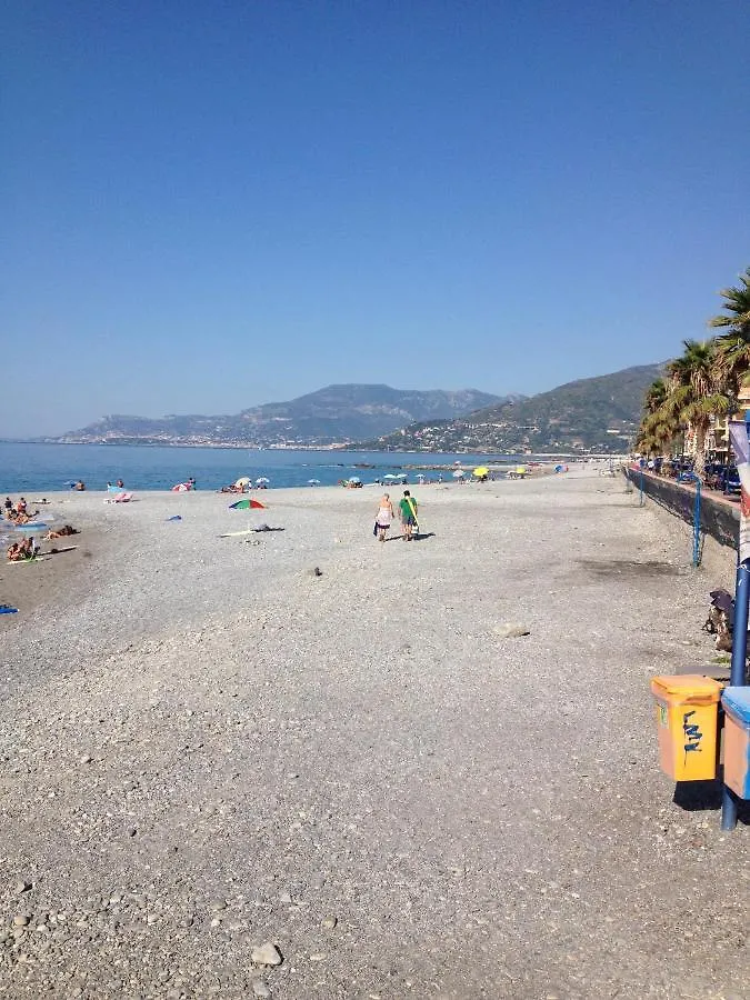 Casa Vacanze Bungalow I Girasoli Ventimiglia Appartamento