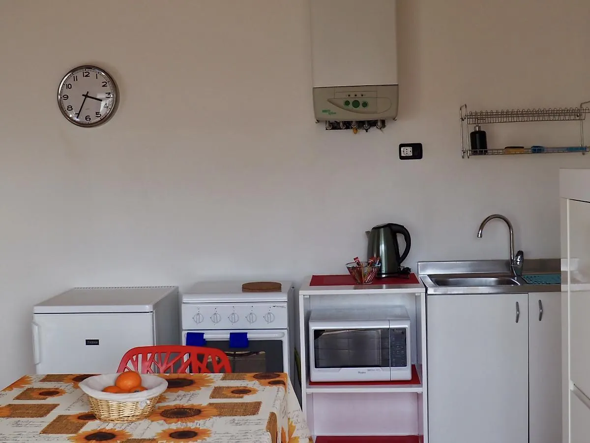 Casa Vacanze Bungalow I Girasoli Ventimiglia 0*,