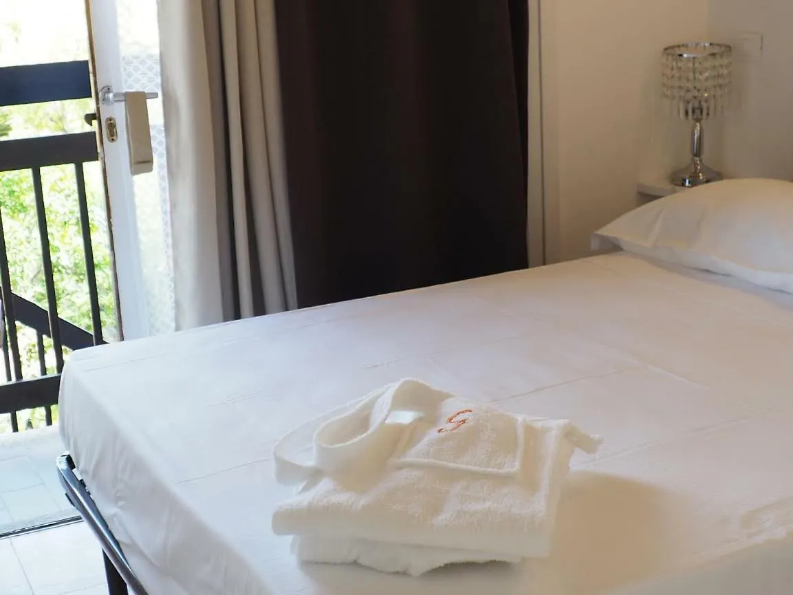 Casa Vacanze Bungalow I Girasoli Ventimiglia Italy