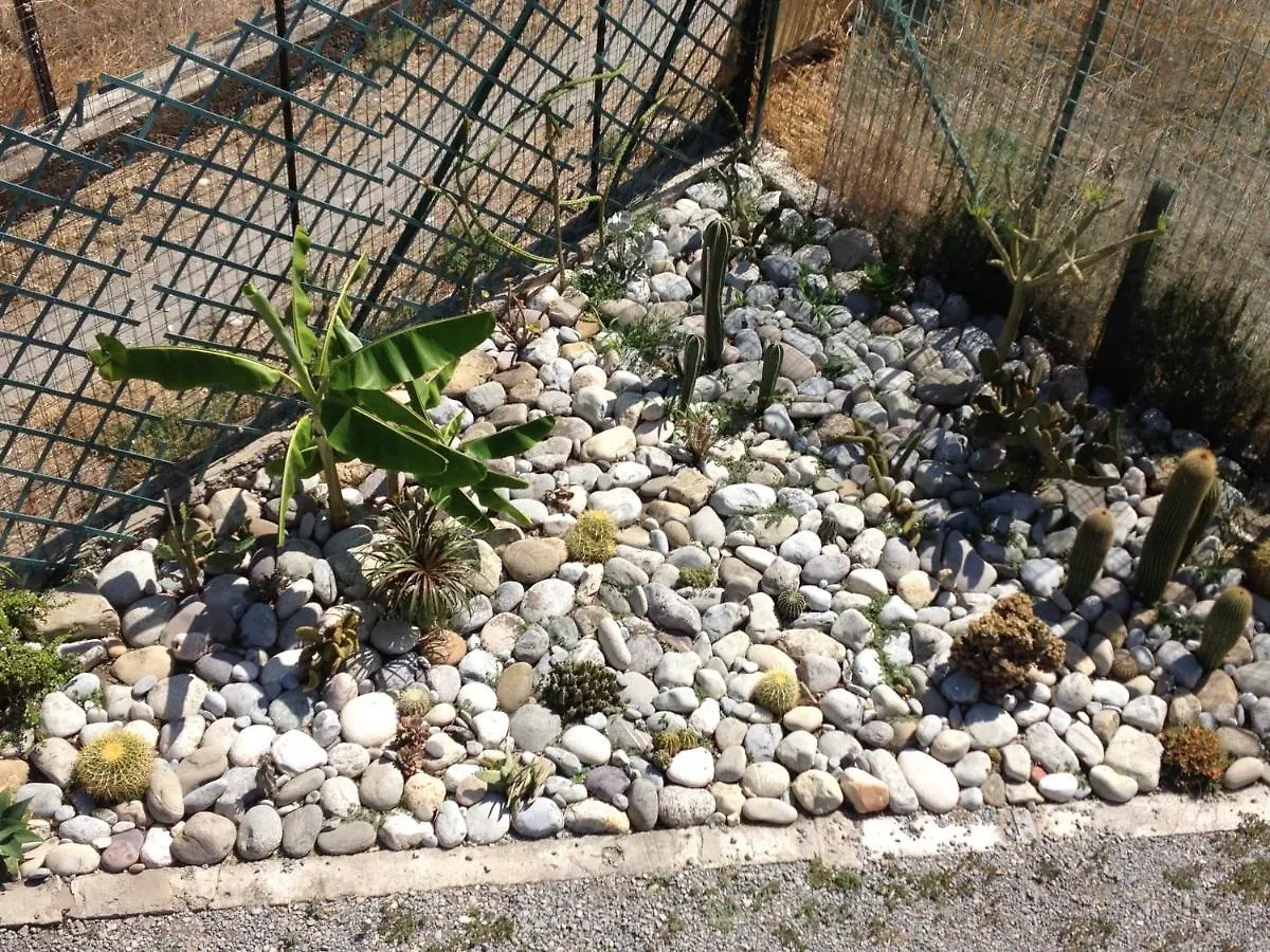 Apartment Casa Vacanze Bungalow I Girasoli Ventimiglia Italy